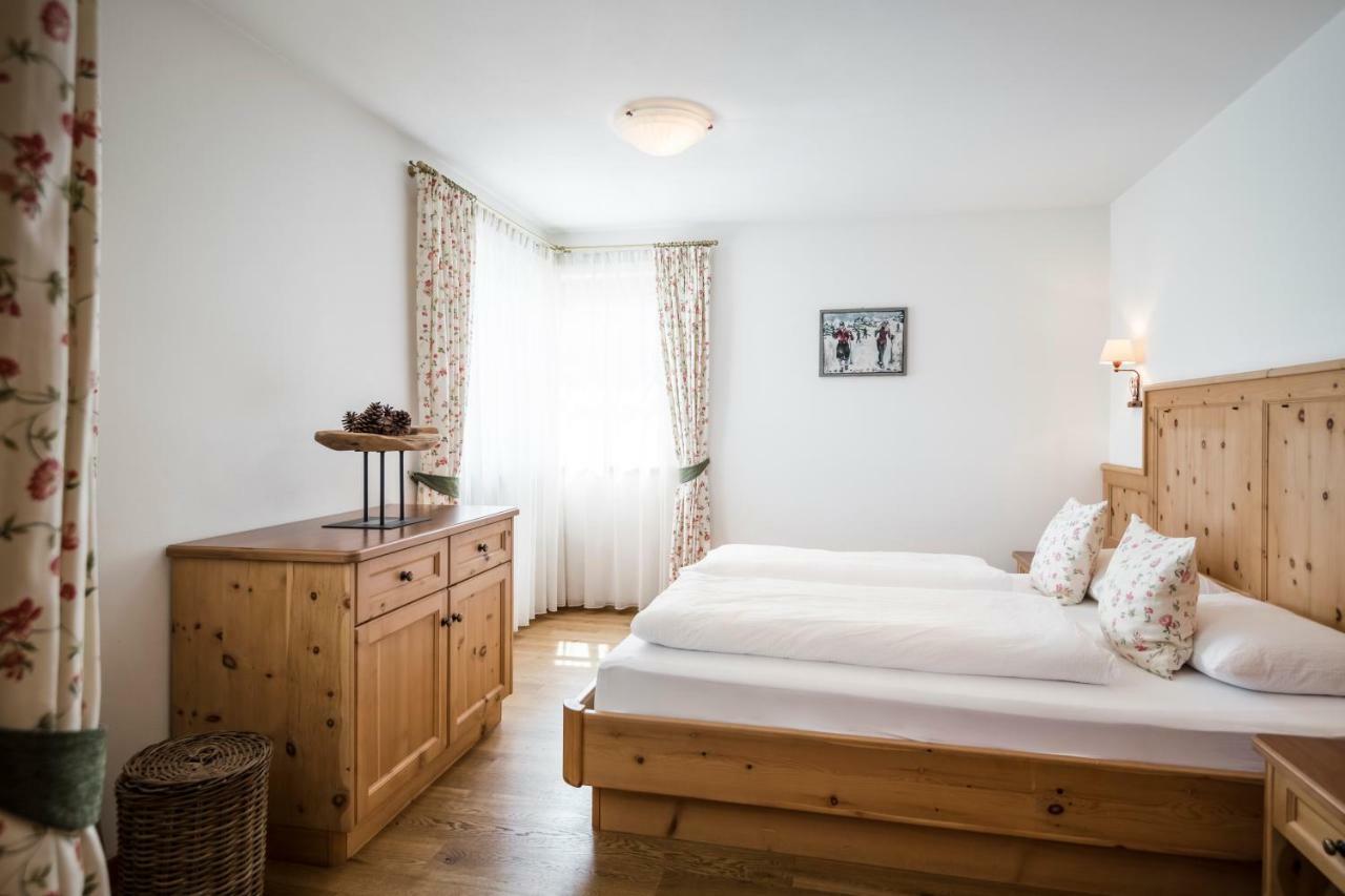 Piculin Alpin Apartments San Martino in Badia Exteriör bild