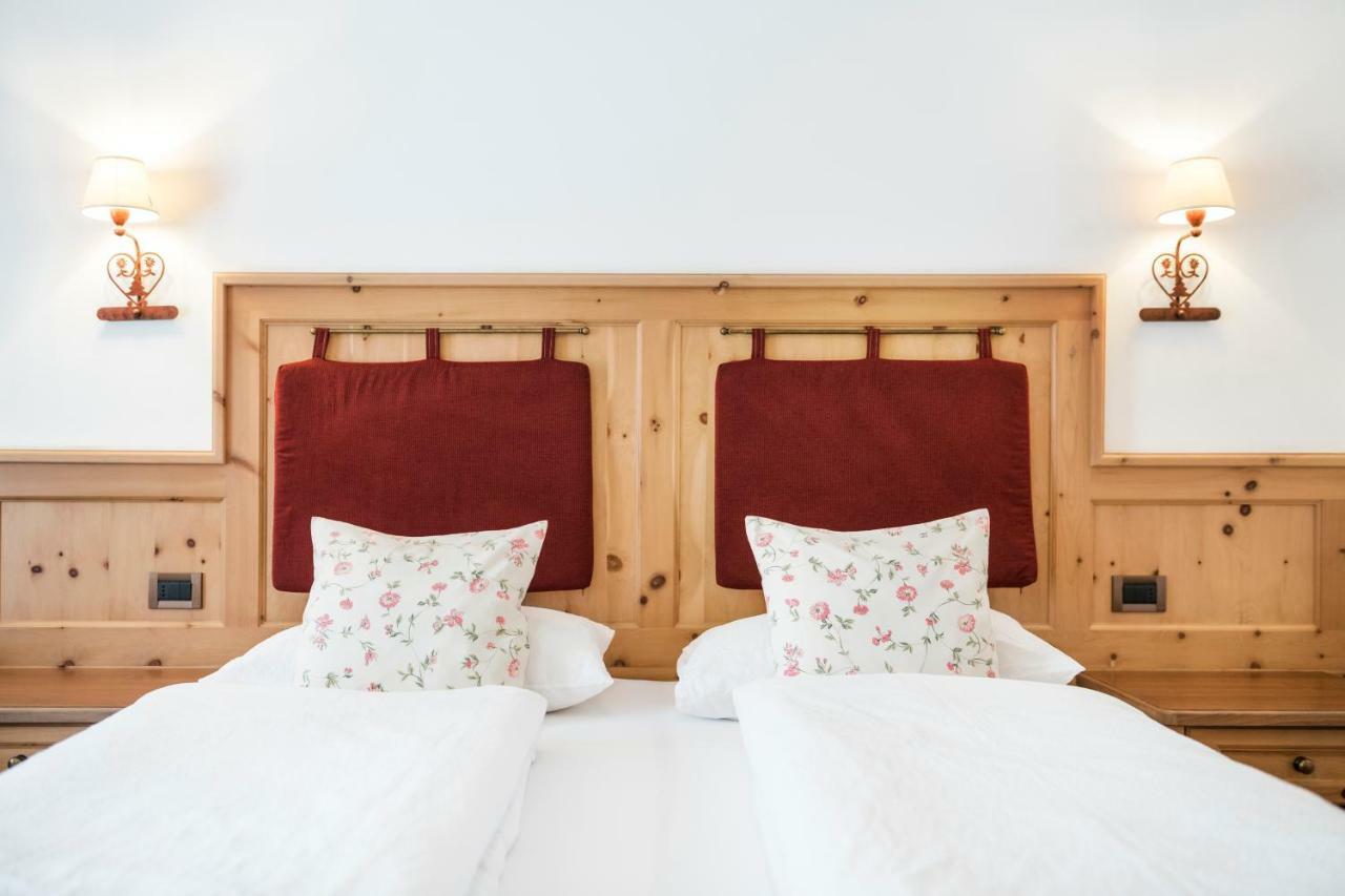 Piculin Alpin Apartments San Martino in Badia Exteriör bild