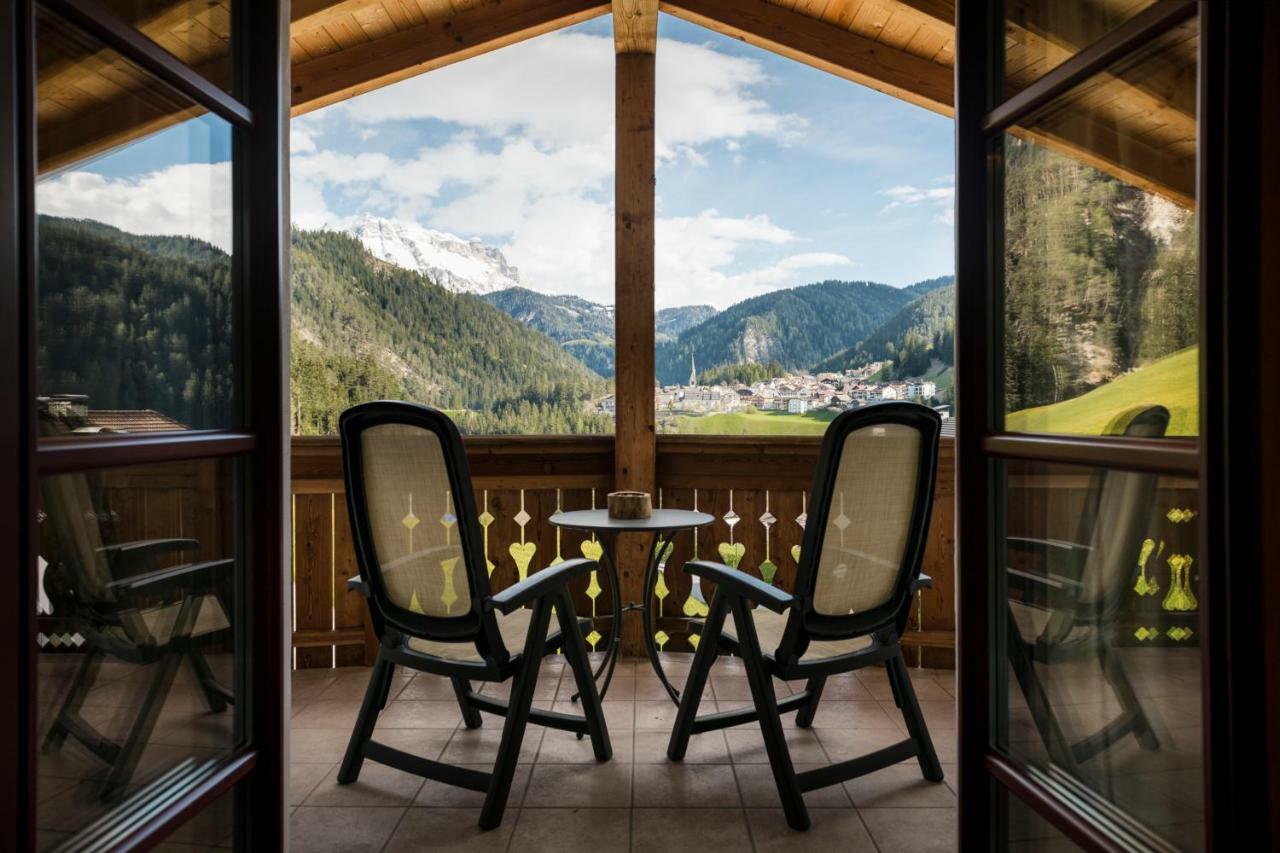 Piculin Alpin Apartments San Martino in Badia Exteriör bild