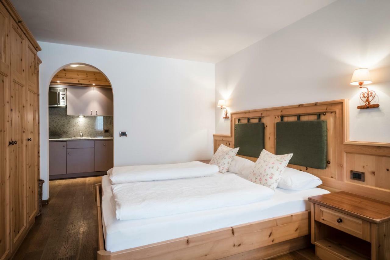 Piculin Alpin Apartments San Martino in Badia Exteriör bild